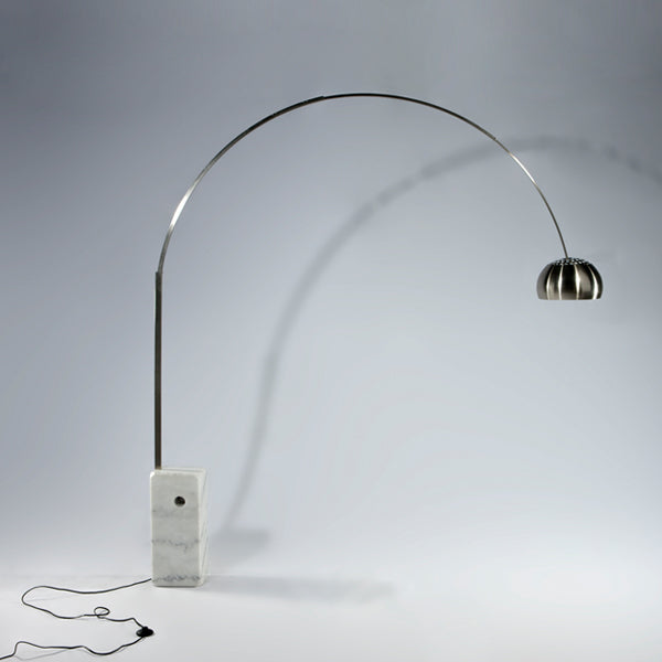 Lampadaire Élégance